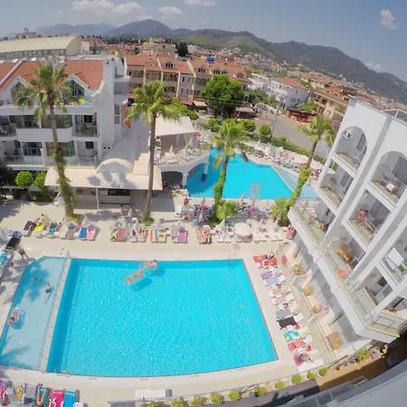 Ξενοδοχείο Club Atrium & Μαρμαρίς