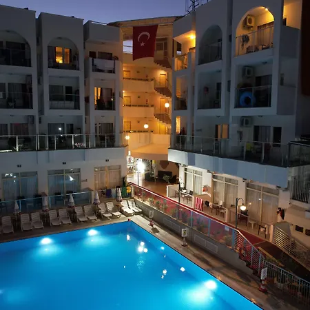 Club Atrium & Ξενοδοχείο 3*