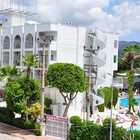 Club Atrium & Ξενοδοχείο 3*