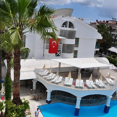 Club Atrium & Ξενοδοχείο Μαρμαρίς