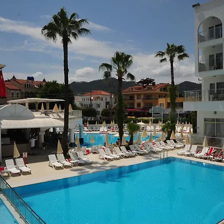 Club Atrium & Ξενοδοχείο