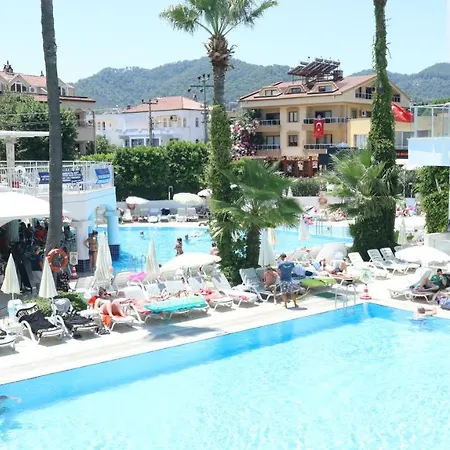 Ξενοδοχείο Club Atrium & Μαρμαρίς