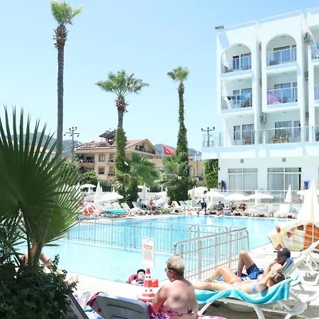 Ξενοδοχείο Club Atrium & 3*