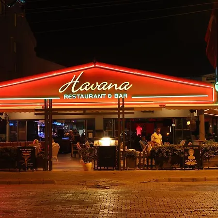 Club Atrium & Μαρμαρίς