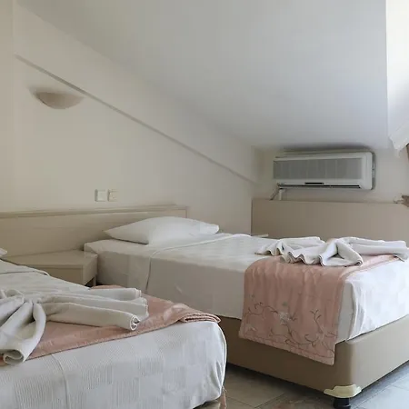 Ξενοδοχείο Club Atrium &