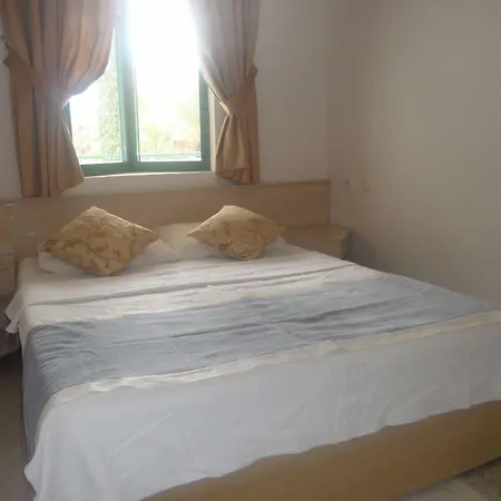 Club Atrium & Otel 3*